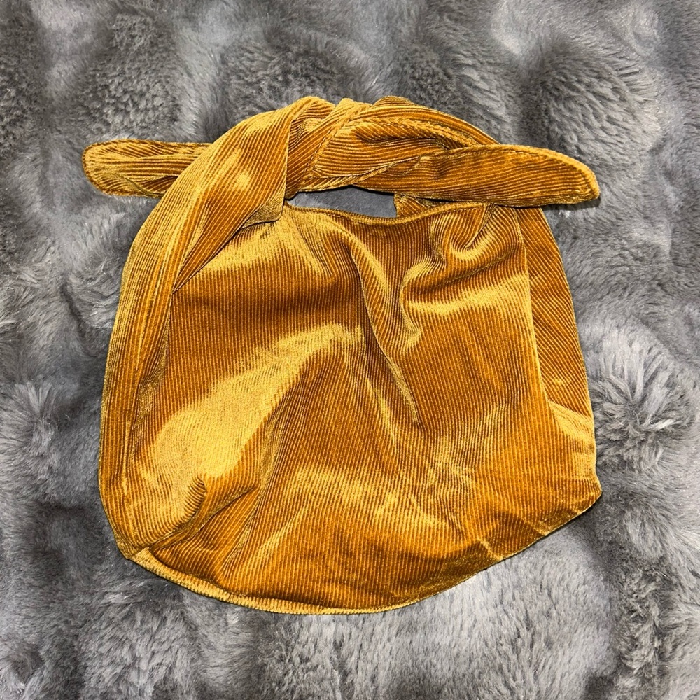 Elegant Merit Gold Velvet Women's Bag